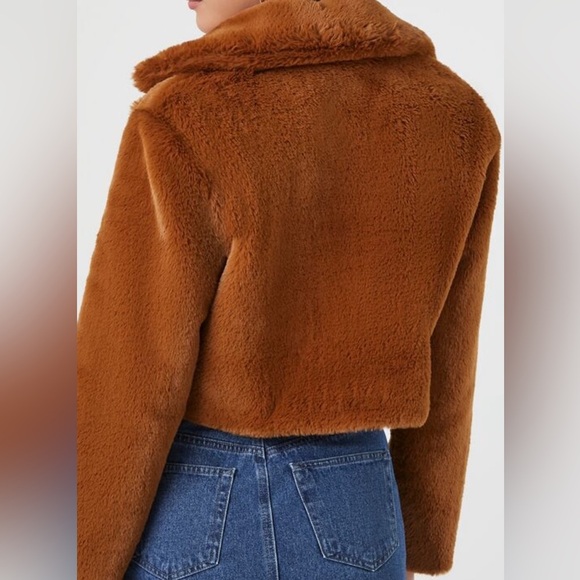 Forever 21 Plush Cropped Faux Fur Coat sz M - Picture 11 of 12